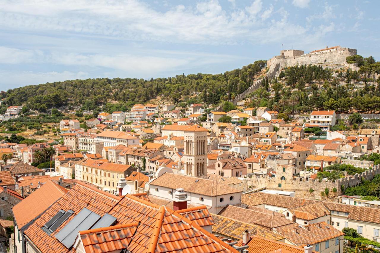 Apartments Ante 2 Hvar Town Bagian luar foto