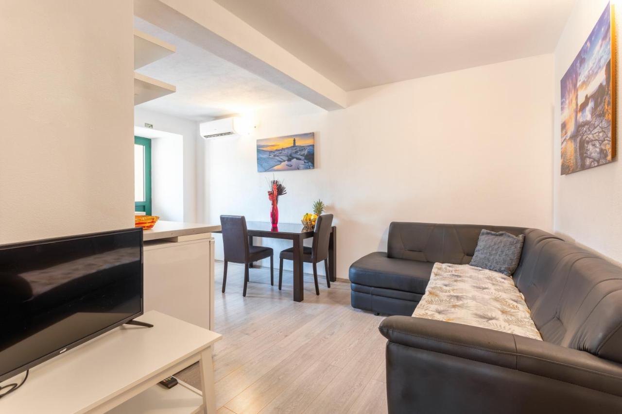 Apartments Ante 2 Hvar Town Bagian luar foto